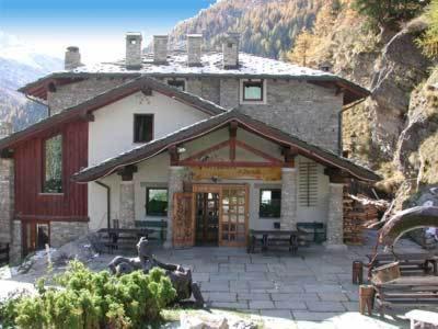 A L'Hostellerie Du Paradis Valsavarenche Kültér fotó