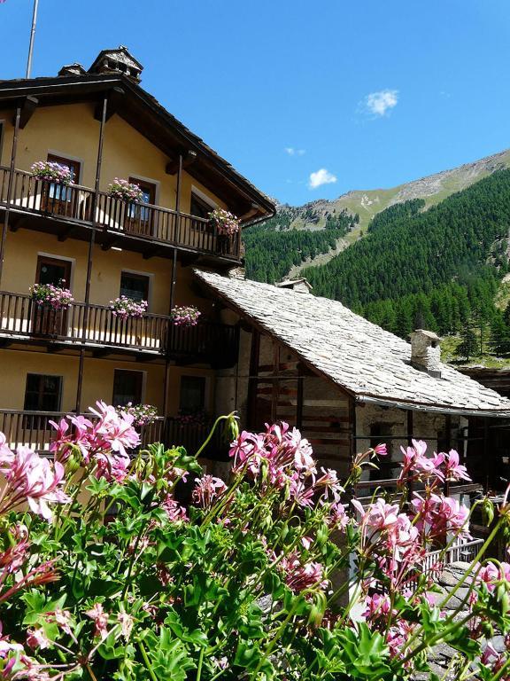 A L'Hostellerie Du Paradis Valsavarenche Kültér fotó